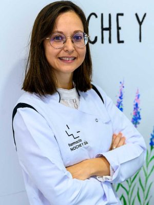 Rocío, futura farmacéutica en Farmacia Noche y Día